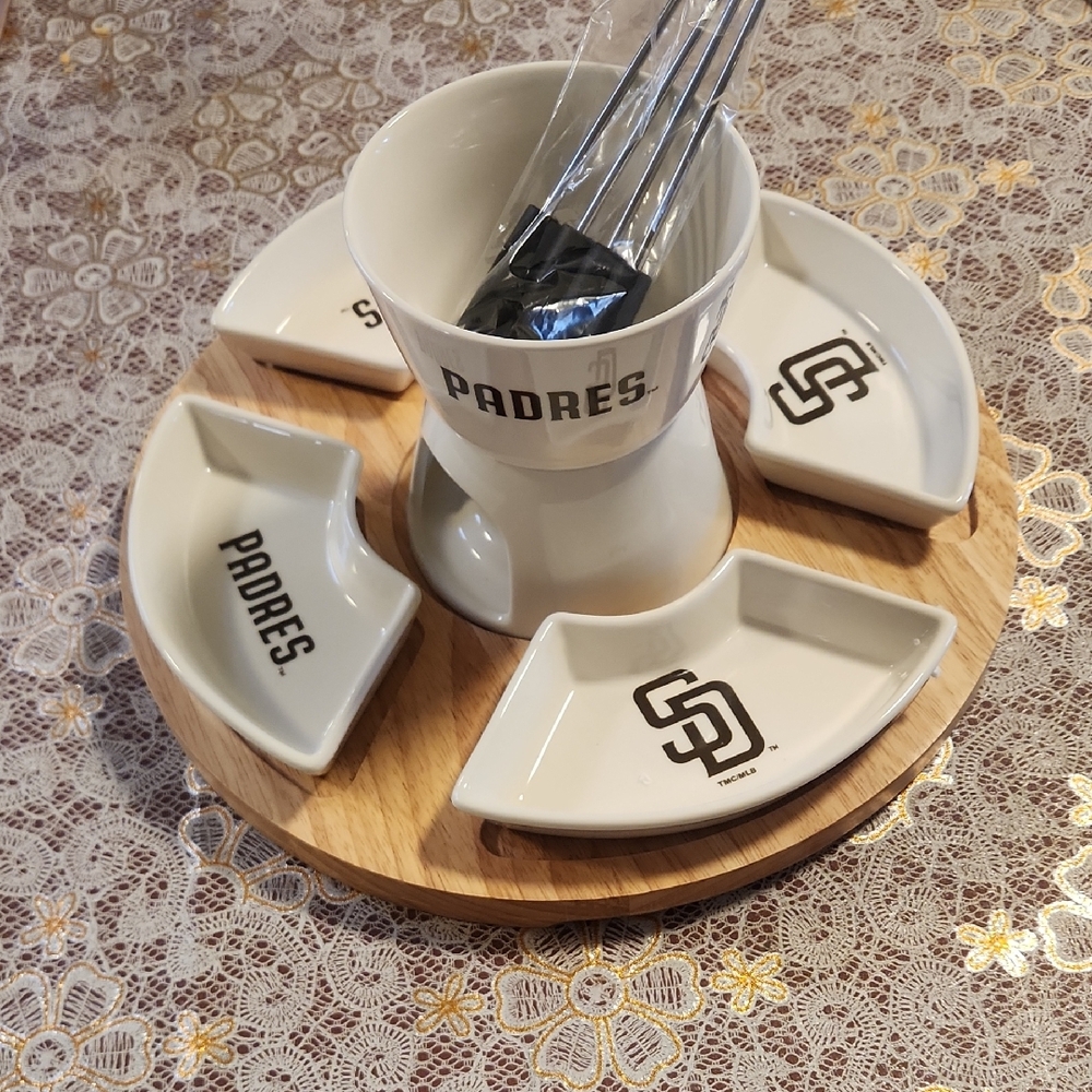 Padres White and Brown Serveware Set 💢NO BOX💢